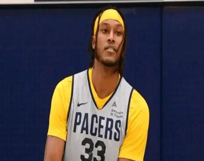 步行者队中锋球员实力值得期待，成为球队内线利器的简单介绍